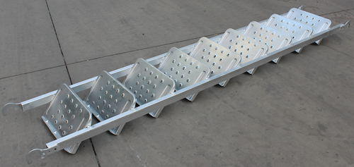 組合式腳手架安全爬梯的優(yōu)勢有哪些