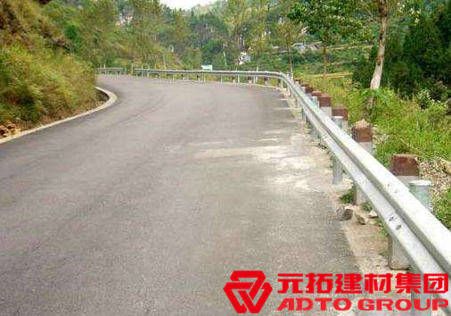 鄉(xiāng)村公路護(hù)欄板的作用是什么？