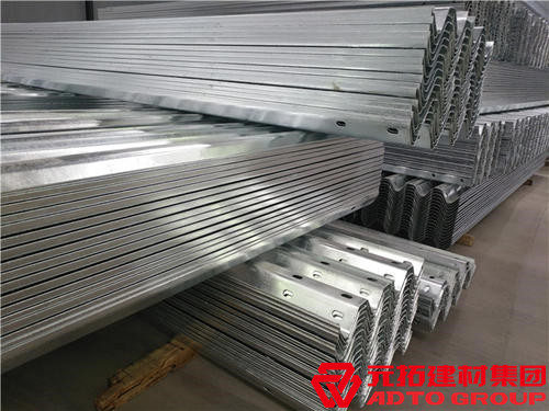 盤山公路護(hù)欄板廠家講述如何對(duì)護(hù)欄板進(jìn)行防腐處理？