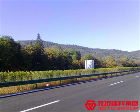 貴州高速公路護欄板廠家哪家好？