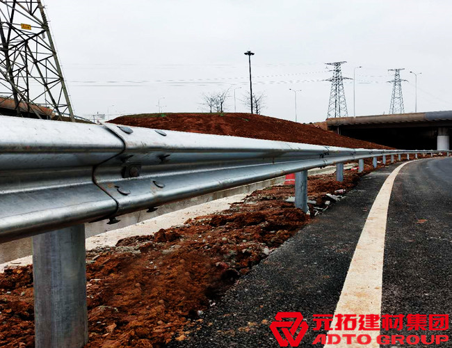 臨沂是否有森吉米爾法工藝制作的高速公路護(hù)欄板？