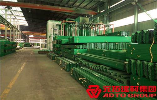 武漢高速公路護欄板廠家選哪家好？