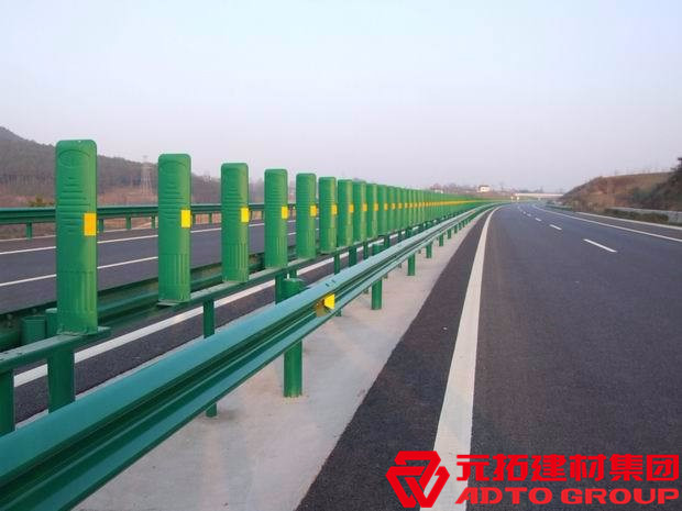 貴州高速公路護(hù)欄板廠家批發(fā)