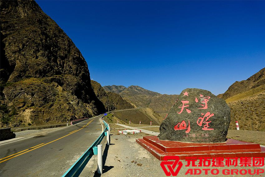 四川高速公路護欄板批發(fā)去哪里？