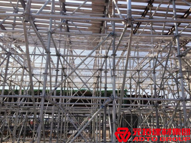 呼和浩特外環(huán)工程使用元拓承插型盤扣式腳手架