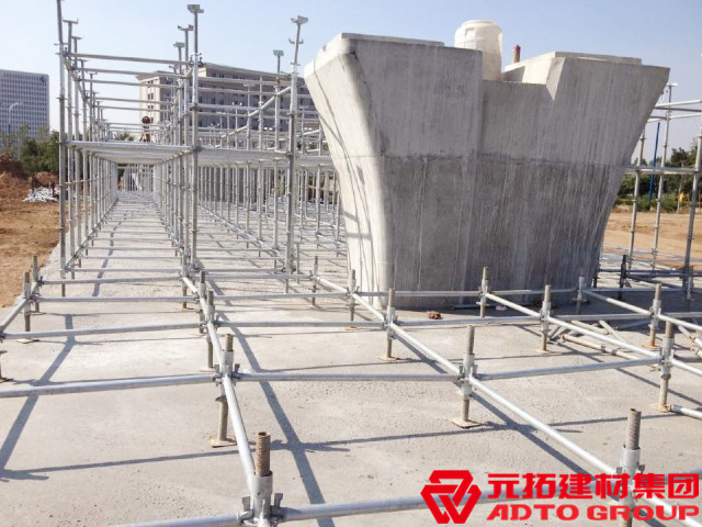 呼和浩特外環(huán)工程使用元拓承插型盤扣式腳手架