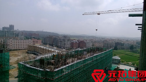 高層住宅室外防護(hù)體系使用什么樣的腳手架