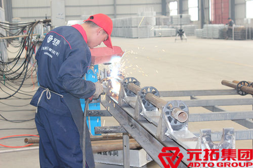 元拓盤扣式腳手架主要由哪些構(gòu)件組成