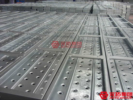 鋼跳板循環(huán)使用價(jià)值比竹跳板高太多