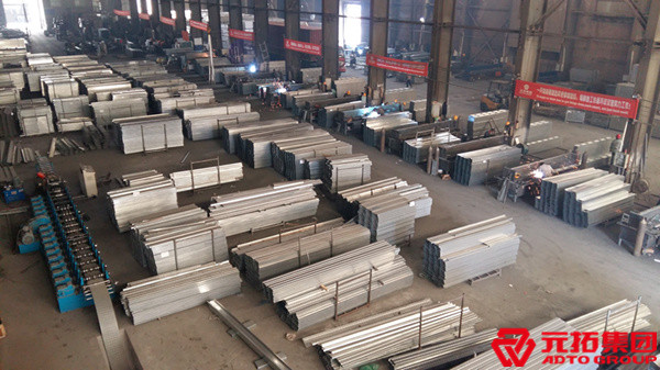 元拓?zé)徨冧\鋼跳板工廠生產(chǎn)圖