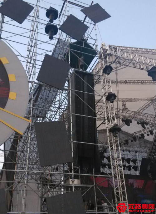 “湘江音樂節(jié)”舞臺使用元拓盤扣式腳手架細節(jié)圖