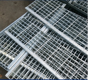 圖片 鋼格板350*1000（鍍鋅）